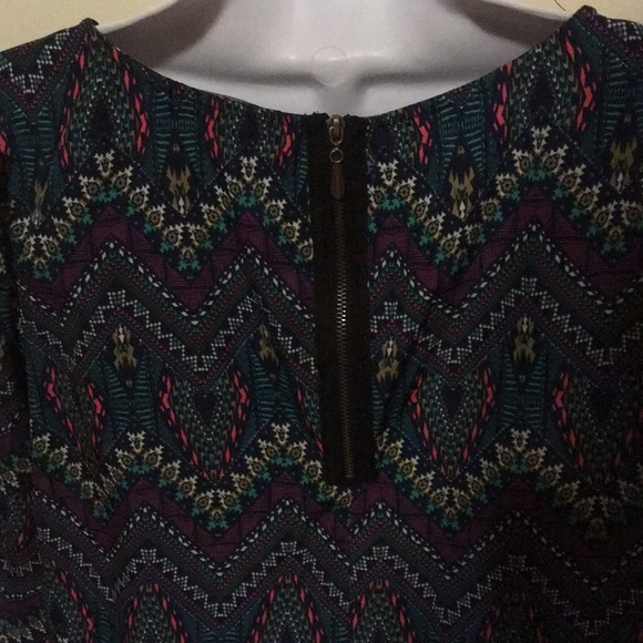 BeBop Tunic Top Size Med 3/4 sleeve - Picture 5 of 5